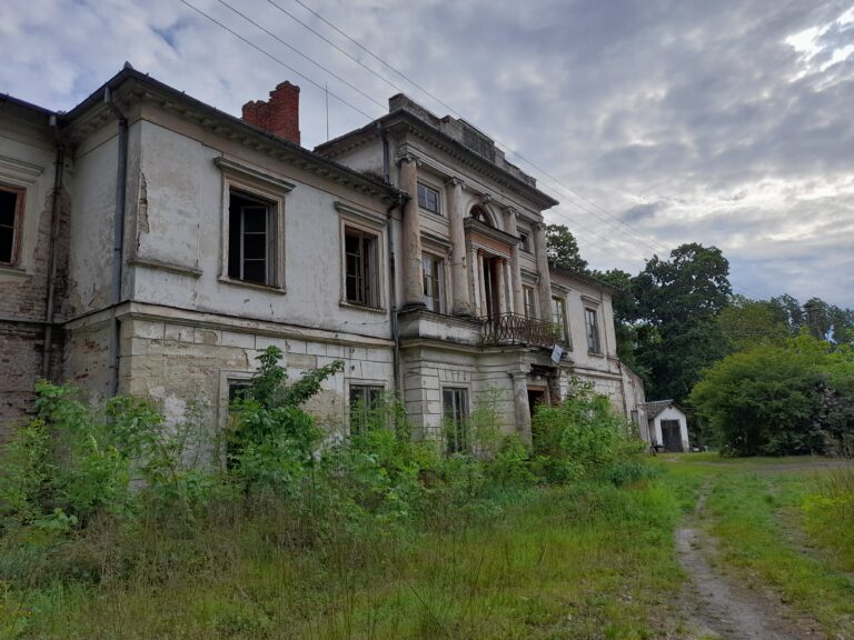 Pałac Kickich w Sobieszynie, Sobieszyn, województwo lubelskie - relacja z 05.2022, zdjęcie 3