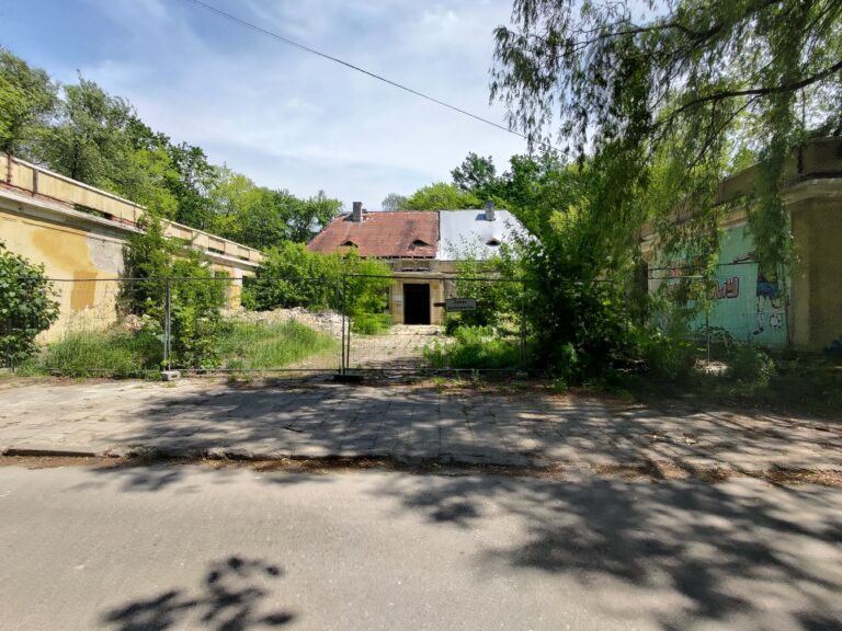 Kasyno wojskowe, Sulejówek, województwo mazowieckie - relacja z 06.2022, zdjęcie 1