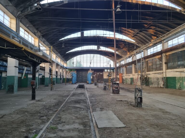 Opuszczony budynek z halą, Warszawa, województwo mazowieckie - relacja z 06.2022, zdjęcie 12