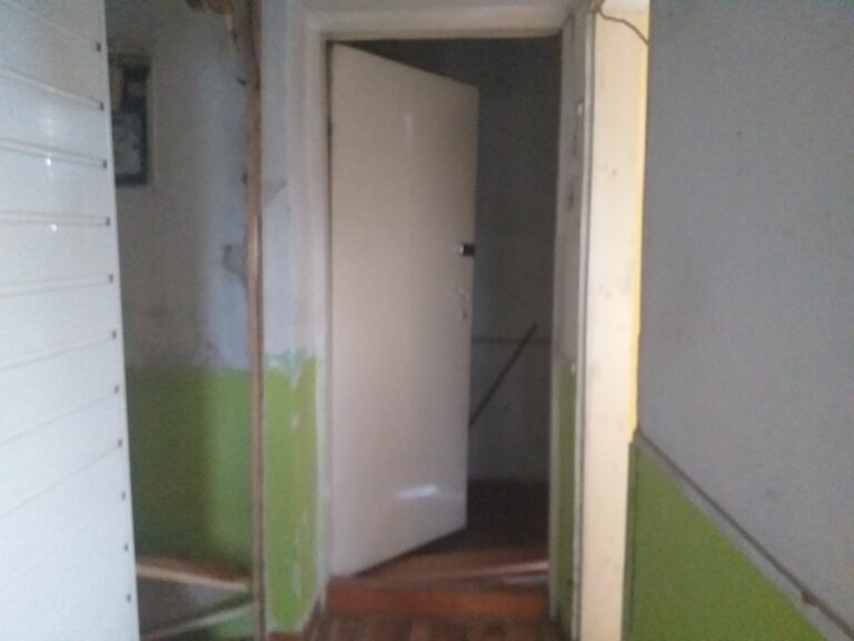 Niedawno opuszczony dom, Chrzanów, województwo małopolskie - zdjęcie 7