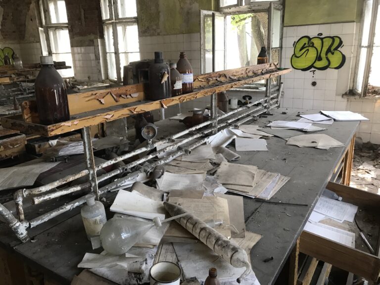 Opuszczone Laboratorium, Kalety, województwo śląskie - relacja z 08.2022, zdjęcie 13