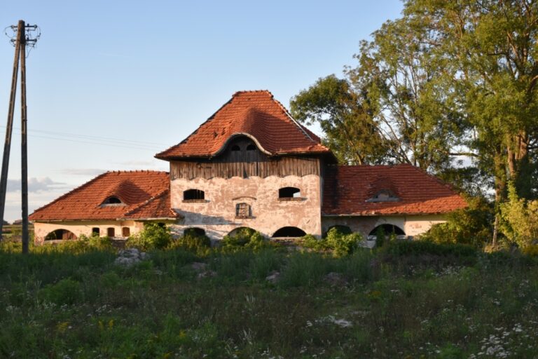 Folwark Ostrowo Szlacheckie, Ostrowo Szlacheckie, województwo wielkopolskie - relacja z 09.2022, zdjęcie 7