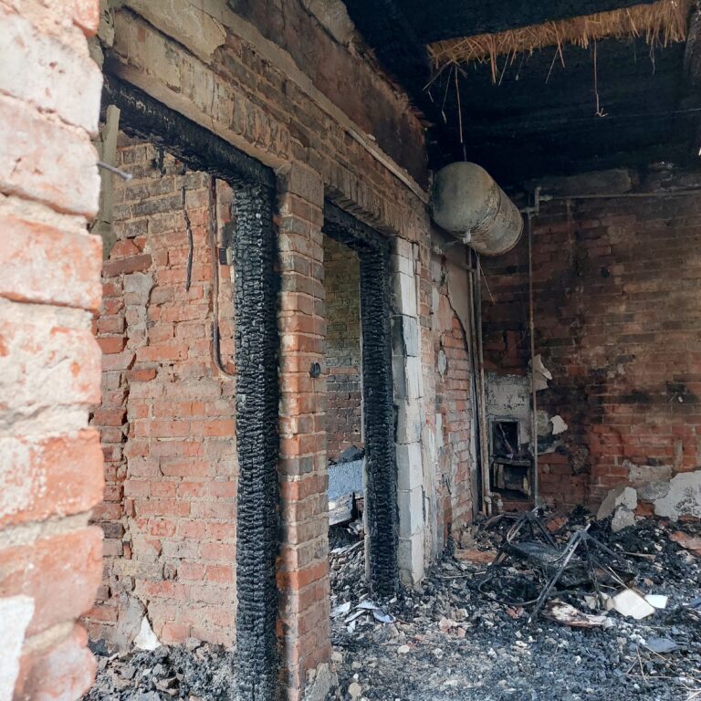 opuszczony dom obok odlewni, Siedlce, województwo mazowieckie - zdjęcie z relacji 25
