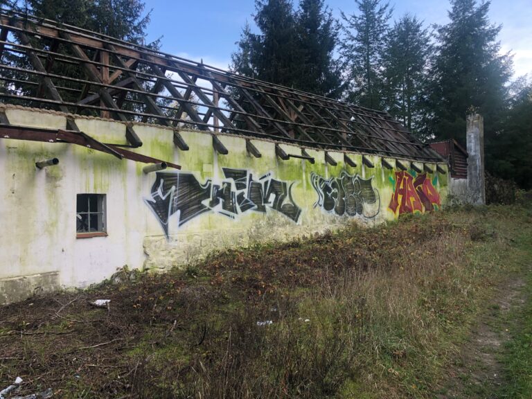 Opuszczony ośrodek wypoczynkowy, Gąsawka, województwo kujawsko-pomorskie - zdjęcie 1