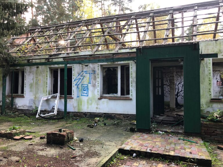 Opuszczony ośrodek wypoczynkowy, Gąsawka, województwo kujawsko-pomorskie - zdjęcie 8