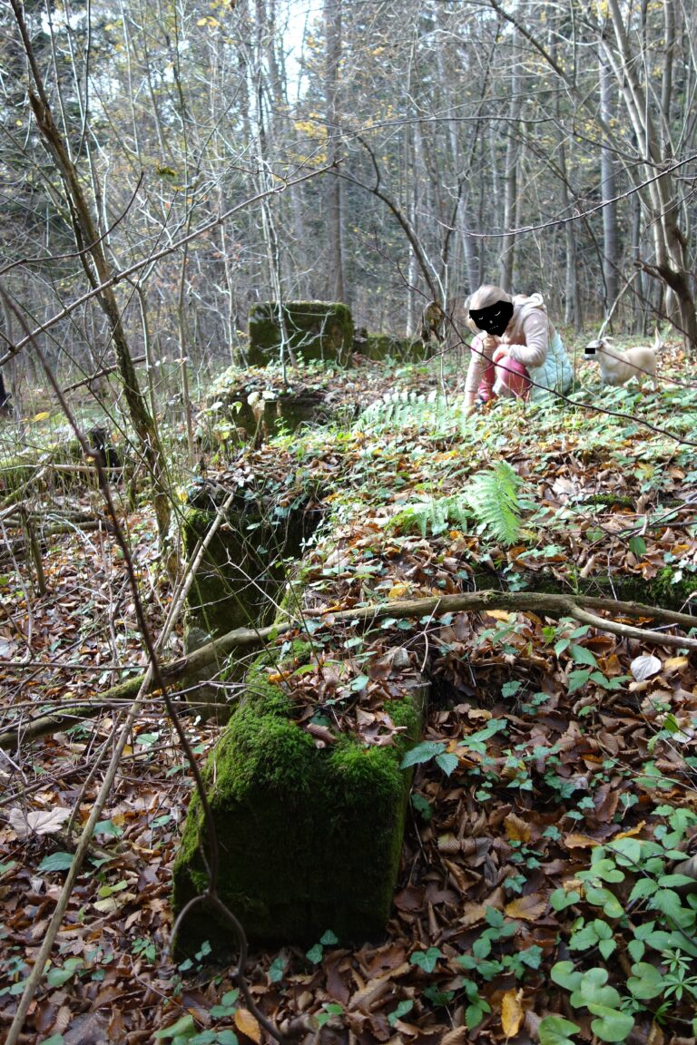 Piekło – ruiny fabryki farb, Siemiechów, województwo małopolskie - zdjęcie 2
