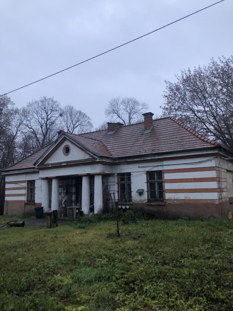 Pałac Sapiehów w Bobrku, Bobrek, województwo małopolskie - zdjęcie 2