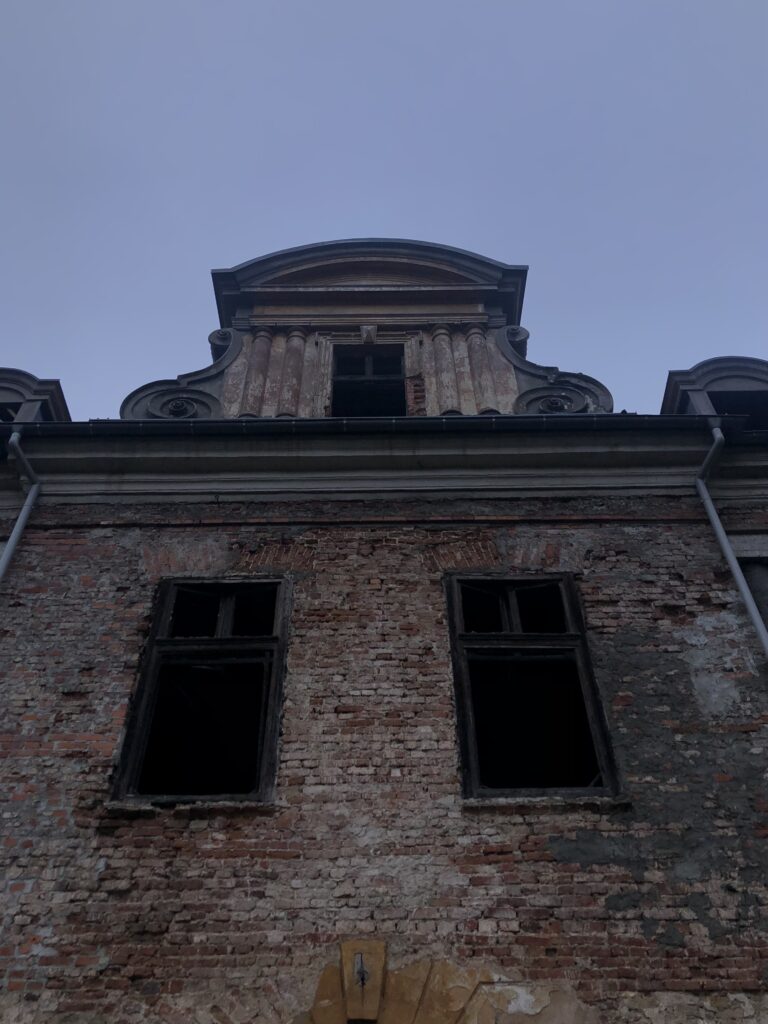 Pałac Sapiehów w Bobrku, Bobrek, województwo małopolskie - zdjęcie 6