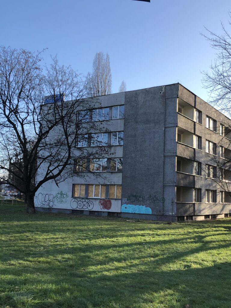 Opuszczony hostel Suseł, Warszawa, województwo mazowieckie - zdjęcie 1