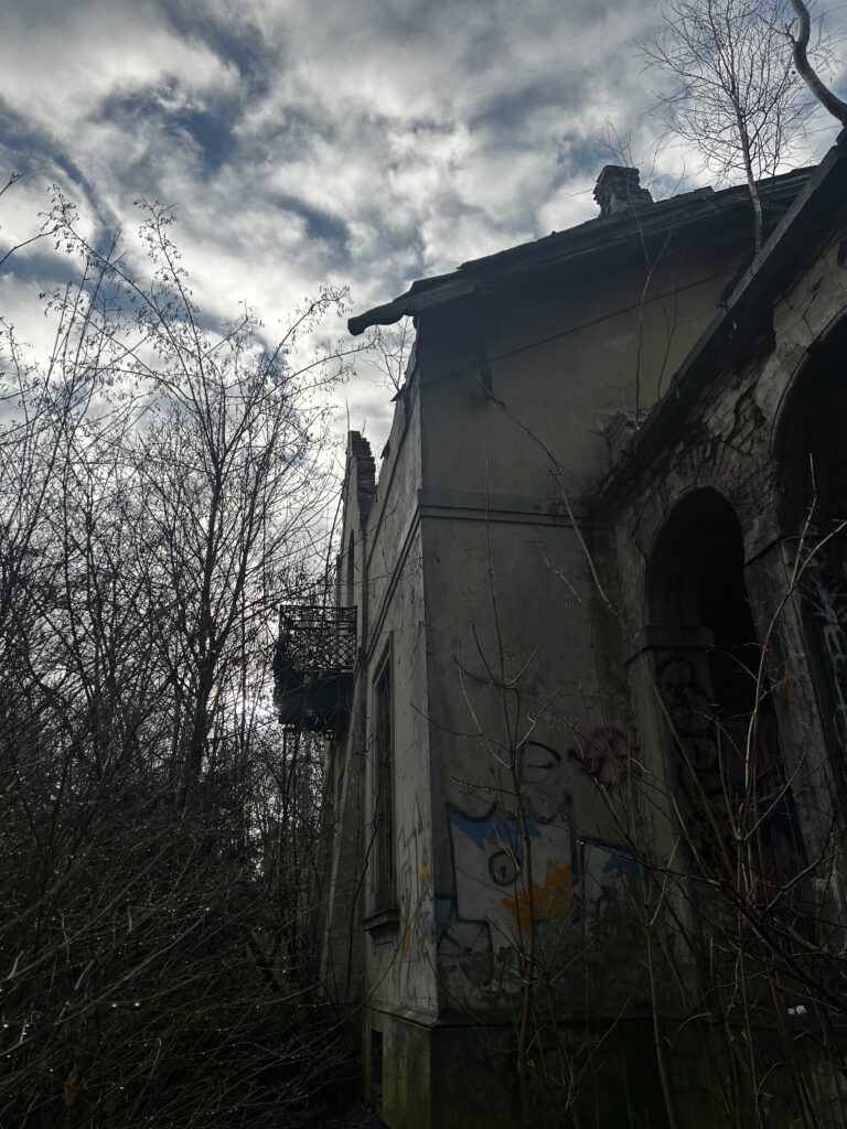 willa Jezioranka, Konstancin-Jeziorna, województwo mazowieckie - relacja z 01.2023, zdjęcie 13