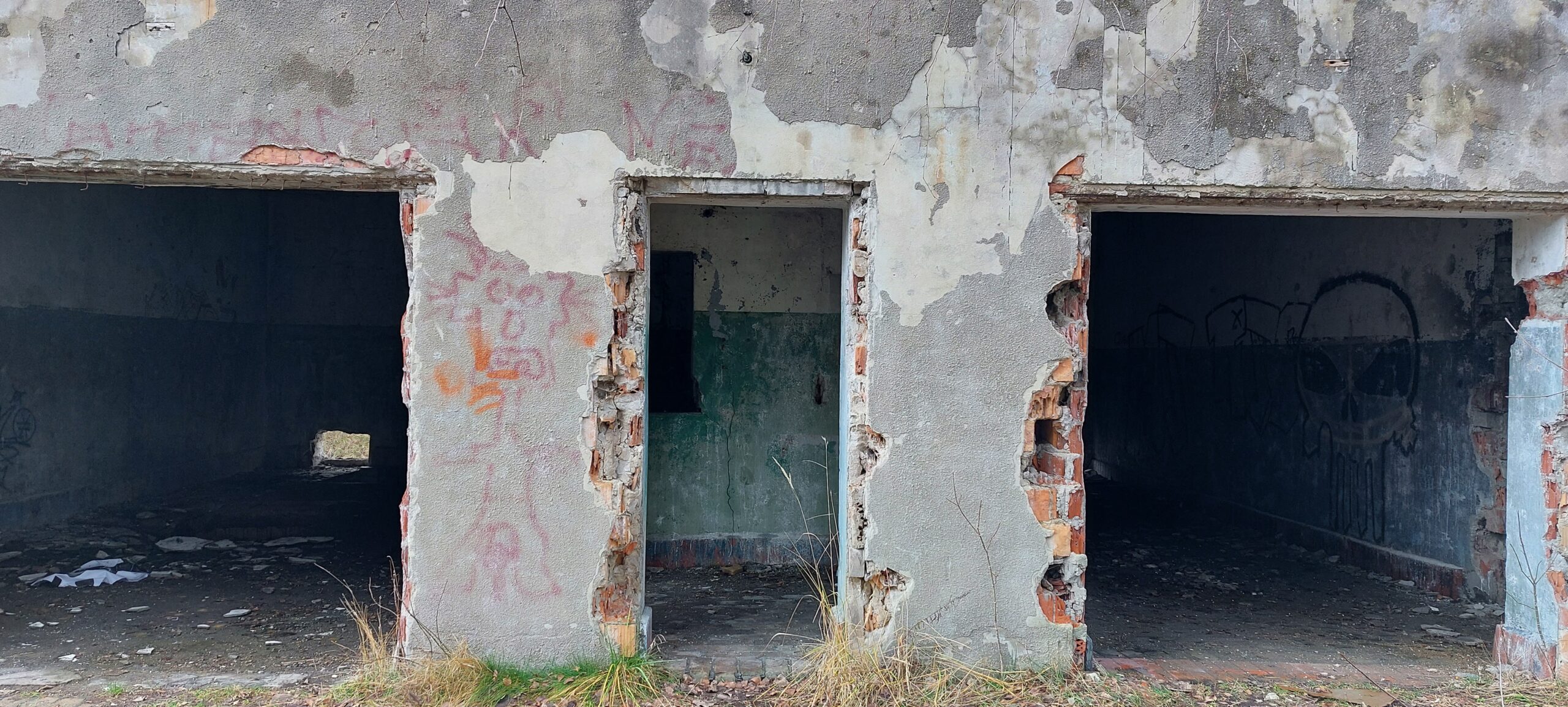 Ruina oczyszczalni ścieków, Tomaszów Mazowiecki, łódzkie — zdjęcie 5