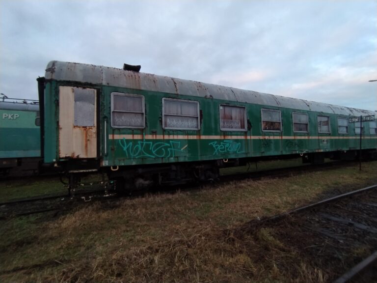 Wagony Kolejowe PKP Kraków Bieżanów, Kraków, województwo małopolskie - relacja z 01.2023, zdjęcie 4