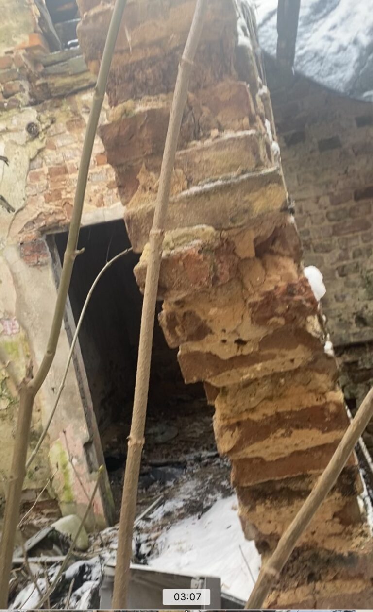 Opuszczony domek, Piekary Śląskie, województwo śląskie - zdjęcie 1