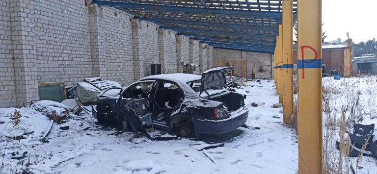 Opuszczona firma budowlana, Konstantynów Łódzki, województwo łódzkie - zdjęcie 2