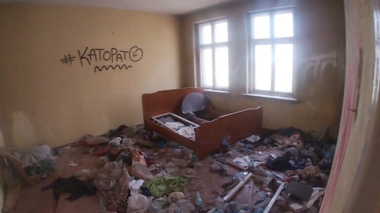Opuszczona kamienica, Katowice, województwo śląskie - zdjęcie 6