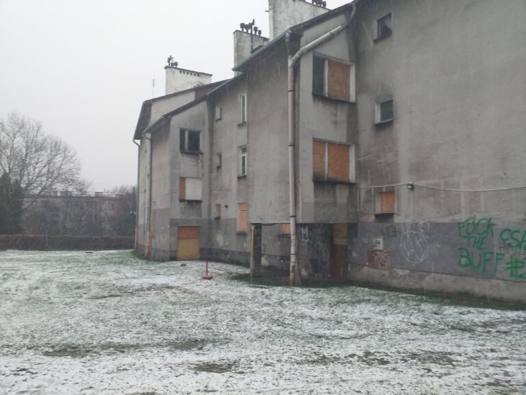 Opuszczone kamienice, Chrzanów, województwo małopolskie - zdjęcie 9