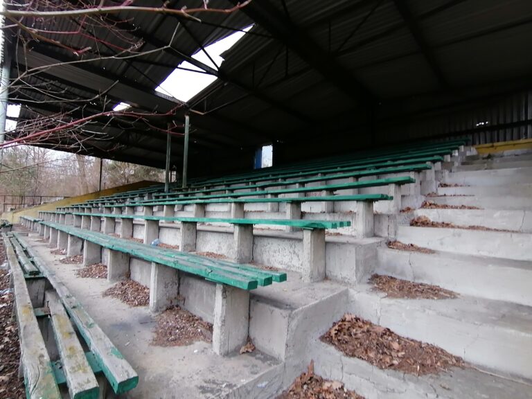 Opuszczony stadion, Chrzanów, województwo małopolskie - relacja z 03.2023, zdjęcie 10