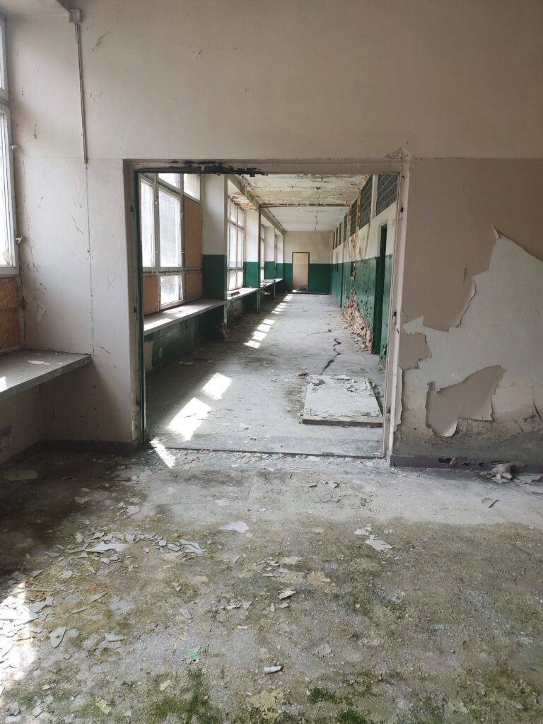 Opuszczone przedszkole, Katowice, województwo śląskie - relacja z 04.2023, zdjęcie 11