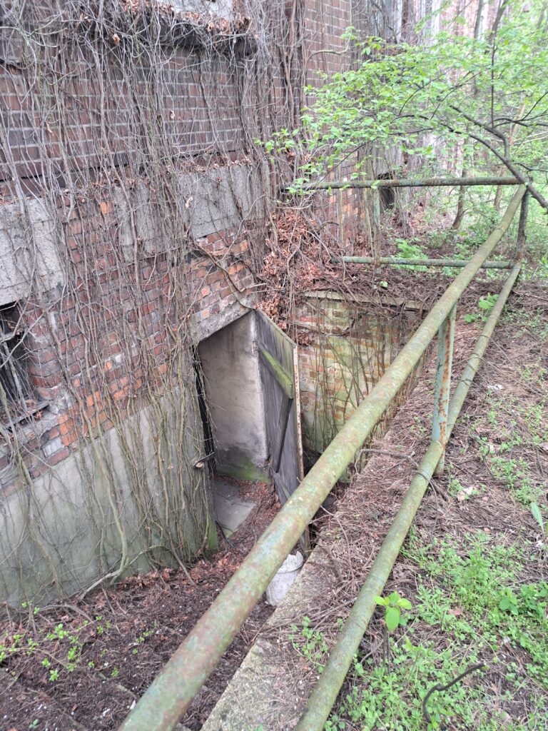 Szpital Psychiatryczny Podgórz, Toruń, województwo kujawsko-pomorskie - relacja z 05.2023, zdjęcie 2