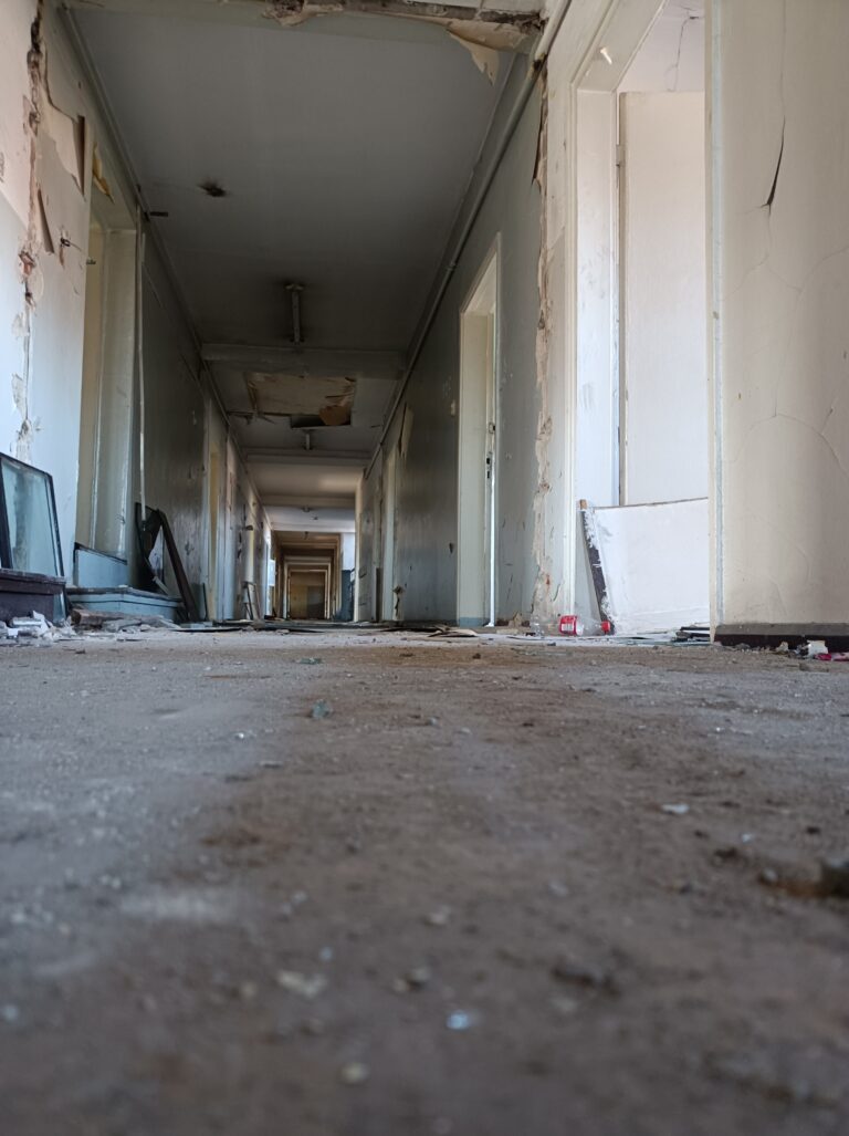 Opuszczona klinika ginekologii i położnictwa, Zabrze, województwo śląskie - zdjęcie 8