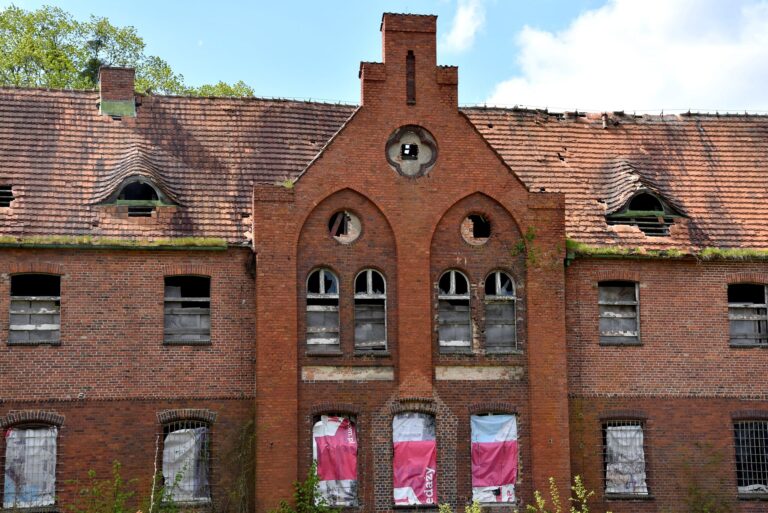 Opuszczony Zakład Psychiatryczny w Owińskach, Owińska, województwo wielkopolskie - zdjęcie 7