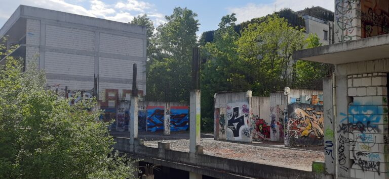 nieukończone osiedle wielorodzinne, Kraków, województwo małopolskie - relacja z 05.2023, zdjęcie 3