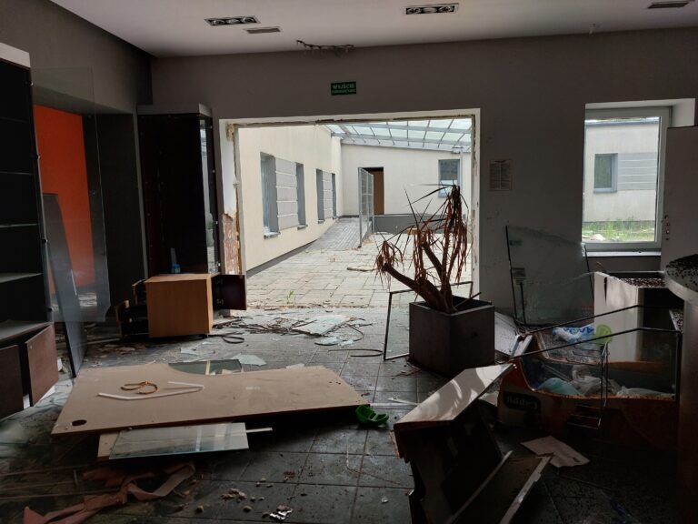 Opuszczone Centrum Zdrowia Pro Medica, Kielce, województwo świętokrzyskie - zdjęcie 1