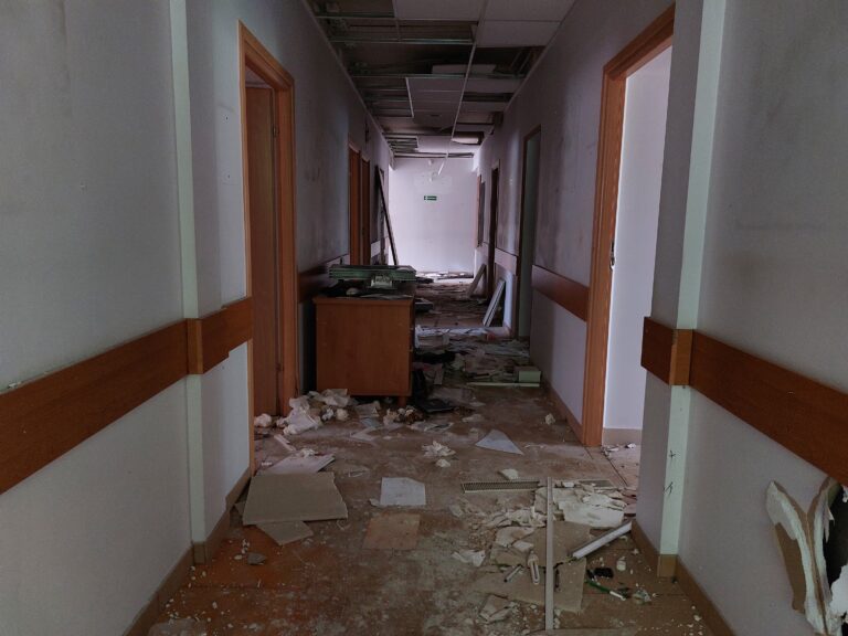 Opuszczone Centrum Zdrowia Pro Medica, Kielce, województwo świętokrzyskie - zdjęcie 2