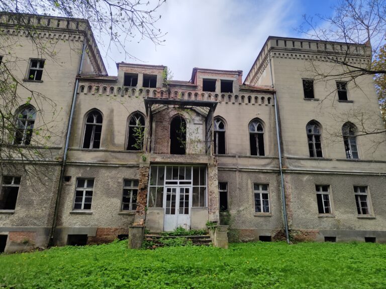 Pałac Reiswitzów w Wędryni, Olesno, województwo opolskie - zdjęcie z relacji 9