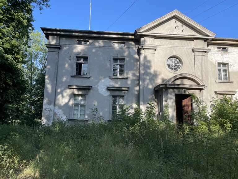Opuszczony ośrodek zdrowia, Wójcin, województwo kujawsko-pomorskie - relacja z 06.2023, zdjęcie 10