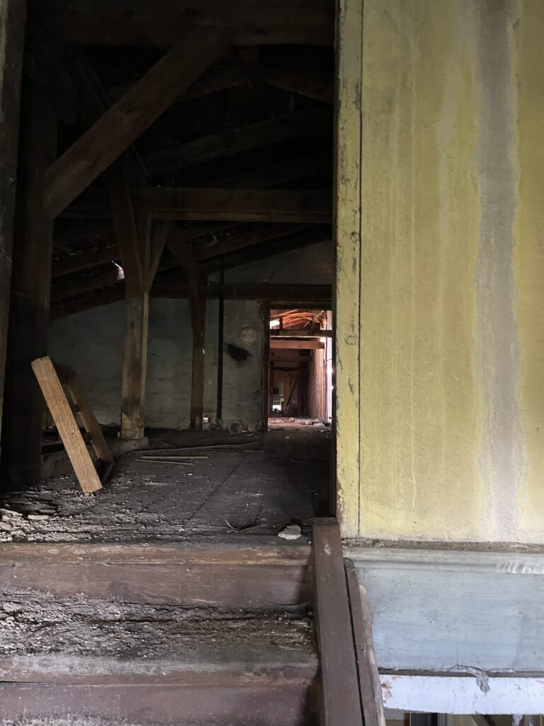 Opuszczony ośrodek zdrowia, Wójcin, województwo kujawsko-pomorskie - relacja z 06.2023, zdjęcie 17