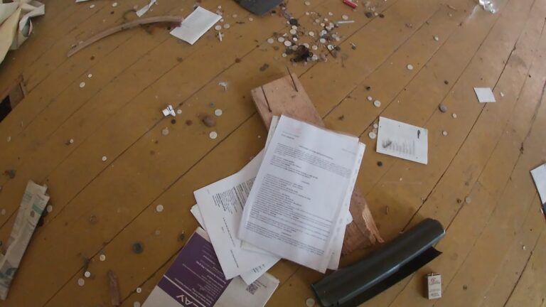 Opuszczone gospodarstwo, Oświęcim, województwo małopolskie - zdjęcie 6
