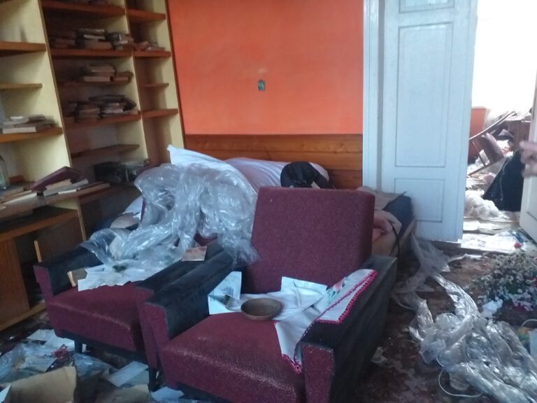 Opuszczony dom z wyposażeniem, Chrzanów, województwo małopolskie - zdjęcie 1