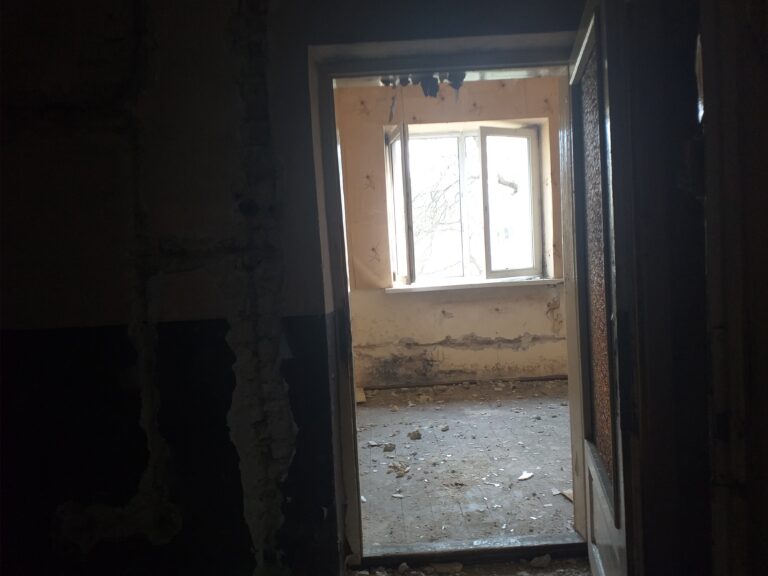 Opuszczone domy w lesie, Luszowice, województwo małopolskie - zdjęcie 4