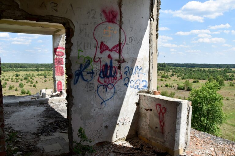Muszaki pozostałości po poligonie, Puchałowo, województwo warmińsko-mazurskie - relacja z 07.2023, zdjęcie 9