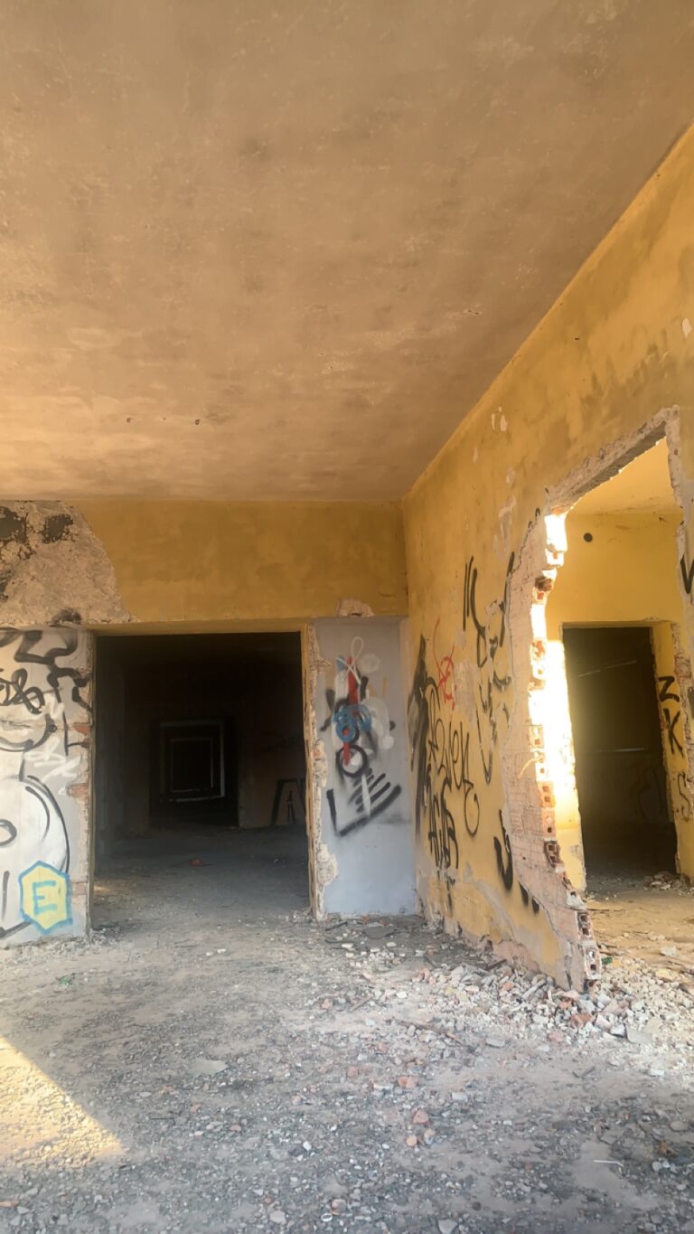 Opuszczony wojskowy szpital uzdrowiskowy, Ciechocinek, województwo kujawsko-pomorskie - relacja z 07.2023, zdjęcie 19