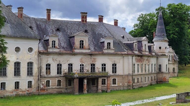 Pałac rodu von Magnis, Bożków, województwo dolnośląskie - relacja z 07.2023, zdjęcie 10