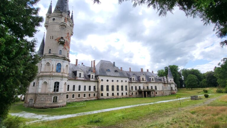 Pałac rodu von Magnis, Bożków, województwo dolnośląskie - relacja z 07.2023, zdjęcie 11