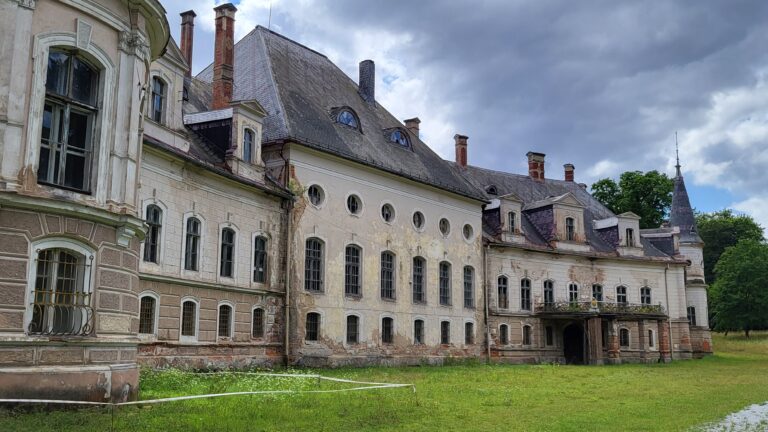 Pałac rodu von Magnis, Bożków, województwo dolnośląskie - relacja z 07.2023, zdjęcie 16