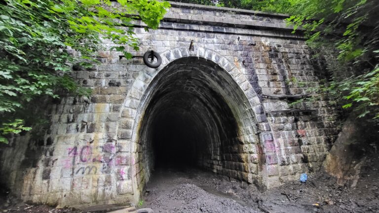 Opuszczony tunel kolejowy, Ogorzelec, województwo dolnośląskie - relacja z 07.2023, zdjęcie 11