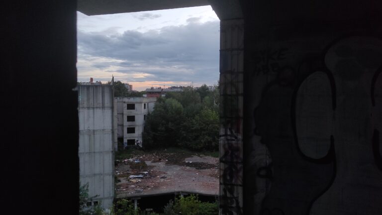 Opuszczony pustostan, Kraków, województwo małopolskie - relacja z 07.2023, zdjęcie 15