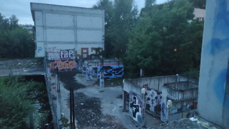 Opuszczony pustostan, Kraków, województwo małopolskie - relacja z 07.2023, zdjęcie 17