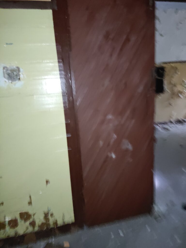 Opuszczona szkoła, Police, województwo zachodniopomorskie - zdjęcie 5