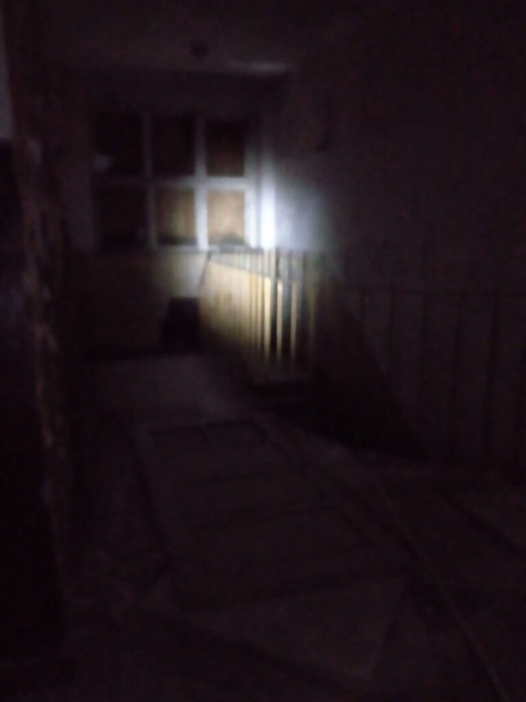 Opuszczona szkoła, Police, województwo zachodniopomorskie - zdjęcie 9