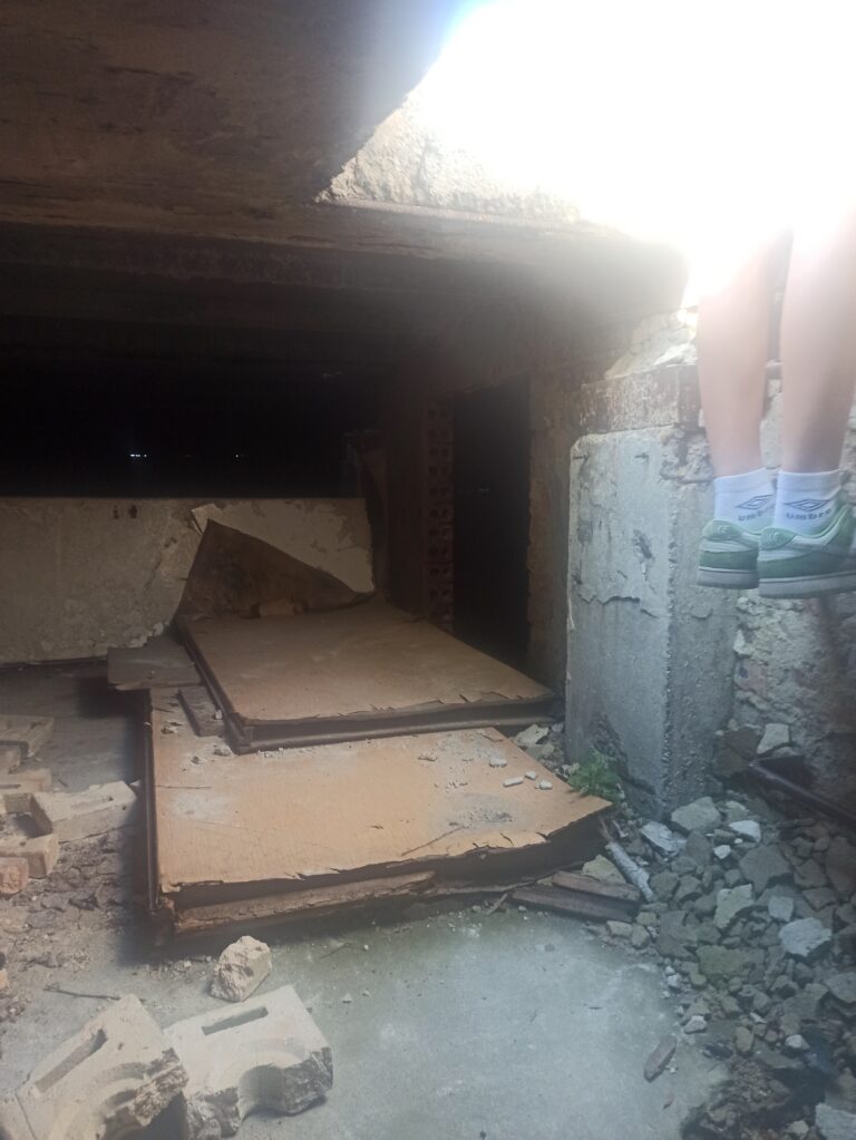 Opuszczone Gliwickie Przedsiębiorstwo Robót Inżynieryjnych, Gliwice, województwo śląskie - relacja z 08.2023, zdjęcie 16