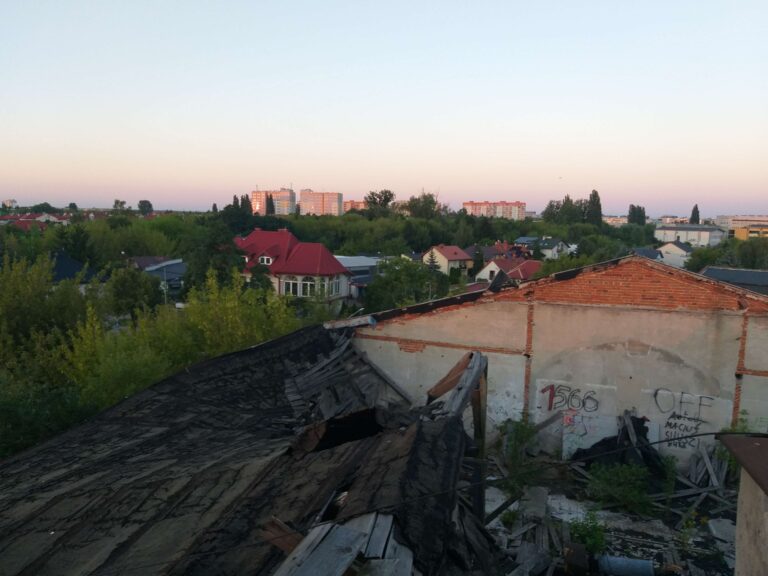 Opuszczone hale, Radom, województwo mazowieckie - relacja z 08.2023, zdjęcie 3