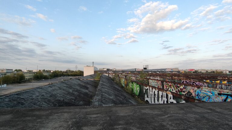 Biurowiec + hala produkcyjna  FSO Warszawa, Warszawa, województwo mazowieckie - relacja z 08.2023, zdjęcie 8