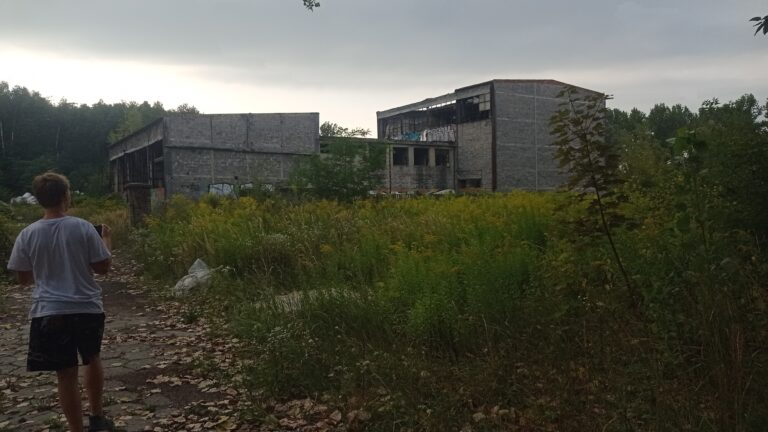 Opuszczony budynek, Dąbrowa Górnicza, województwo śląskie - zdjęcie 1