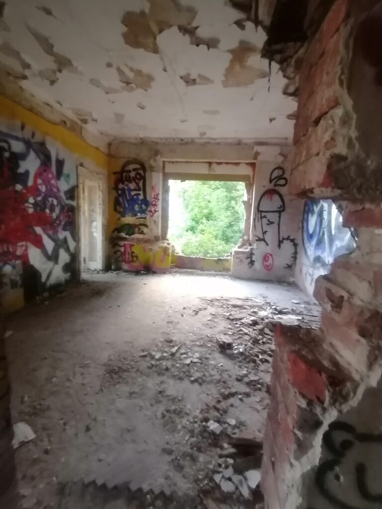 Opuszczony dom – Gdynia, Gdynia, województwo pomorskie - relacja z 09.2023, zdjęcie 27