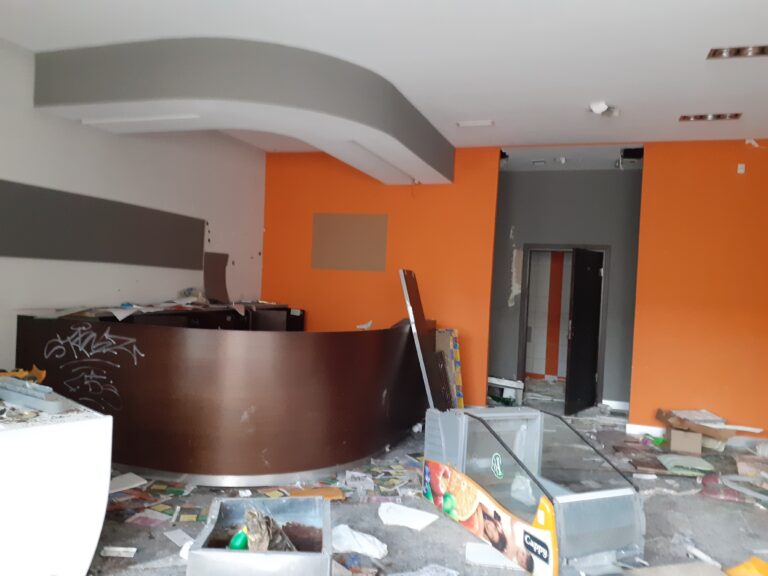 Opuszczone Centrum Zdrowia Pro Medica, Kielce, województwo świętokrzyskie - relacja z 09.2023, zdjęcie 10